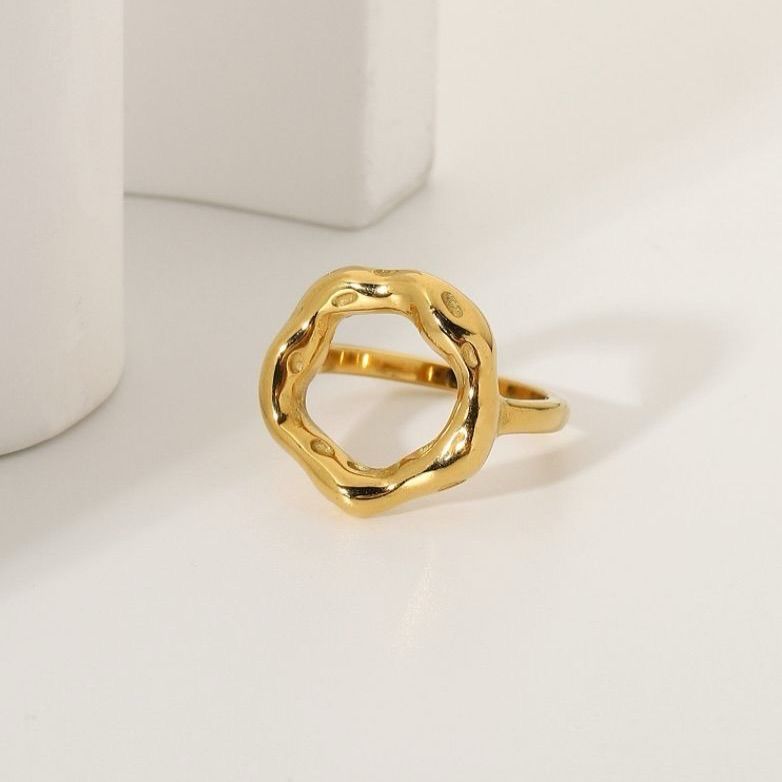 REGAL CIRCLE